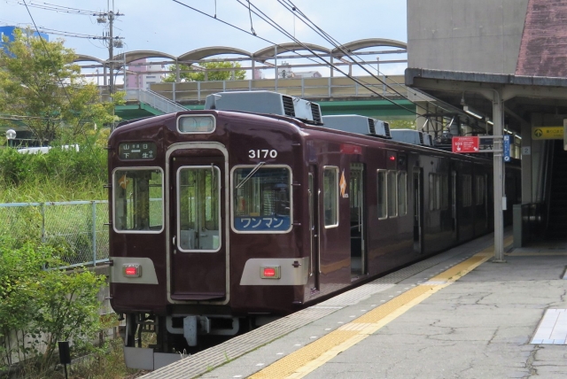 猪名川町　川辺郡　兵庫県　阪急電車　能勢電鉄　日生中央