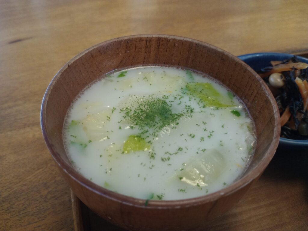 ルームカフェ　明石市　JR西明石駅　兵庫県