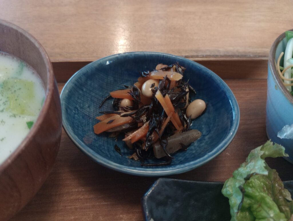 ルームカフェ　明石市　JR西明石駅　兵庫県