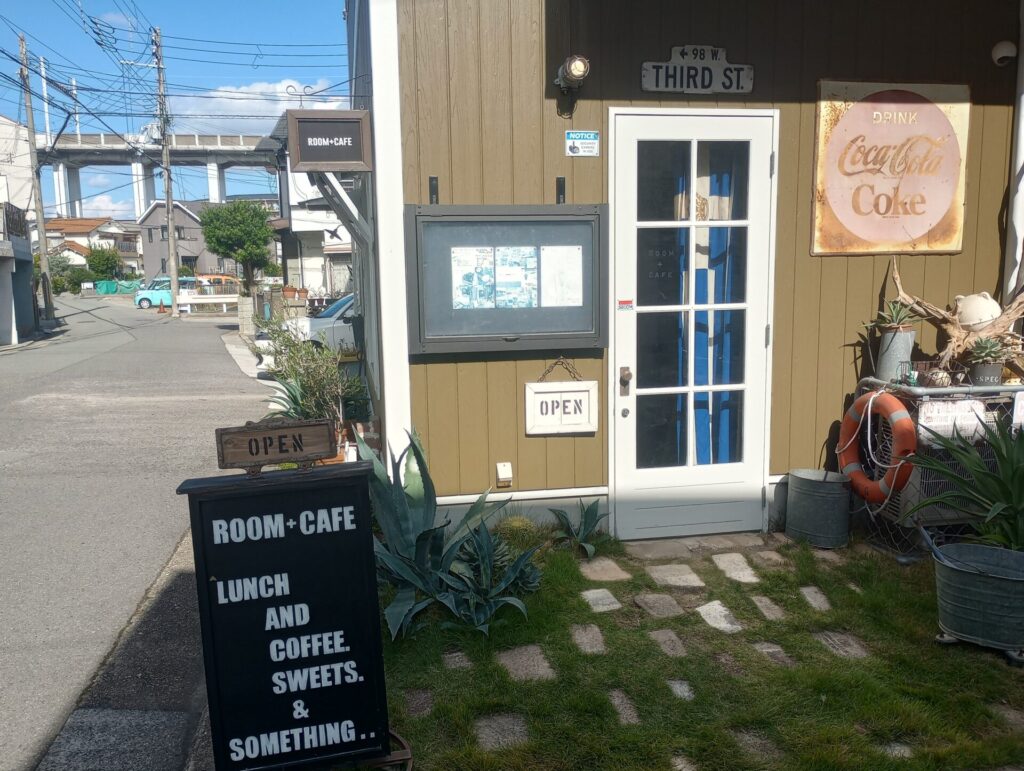 ルームカフェ　明石市　JR西明石駅　兵庫県
