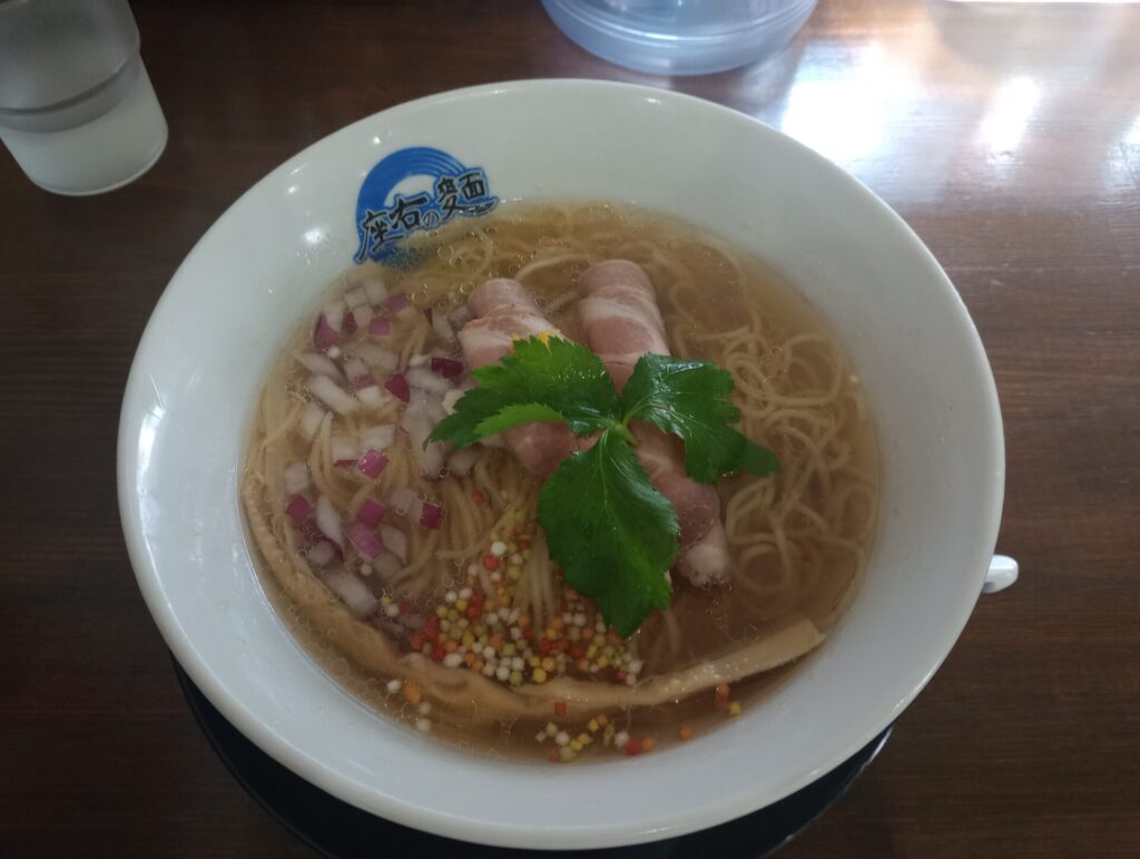 座右の麺　ラーメン　西宮市　兵庫県　グルメ